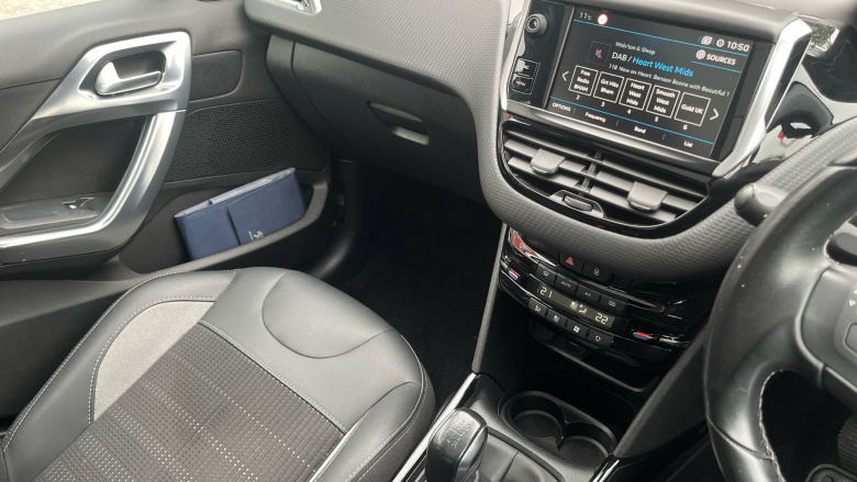 Peugeot 2008 1.2 PureTech Allure Premium 5dr [Start Stop] Petrol Estate